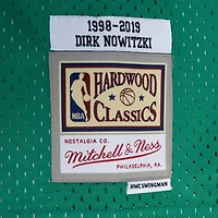 Mitchell  Ness Dirk Nowitzki Green Dallas Mavericks Hardwood Classics 1998 2019 Split Swingman Jersey
