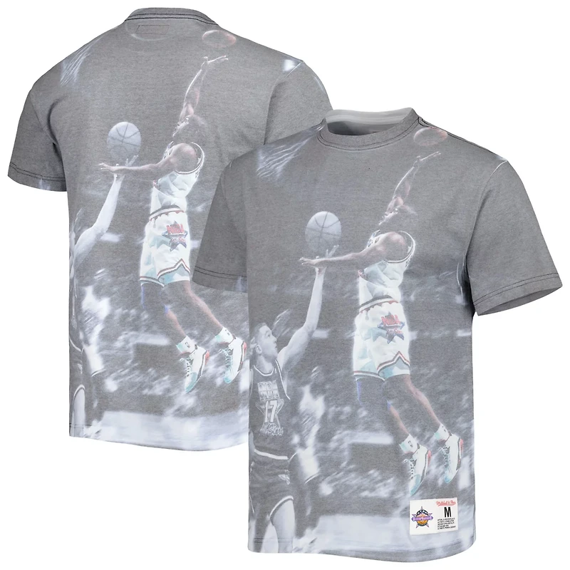 Mitchell  Ness Golden State Warriors Above the Rim Graphic T-Shirt
