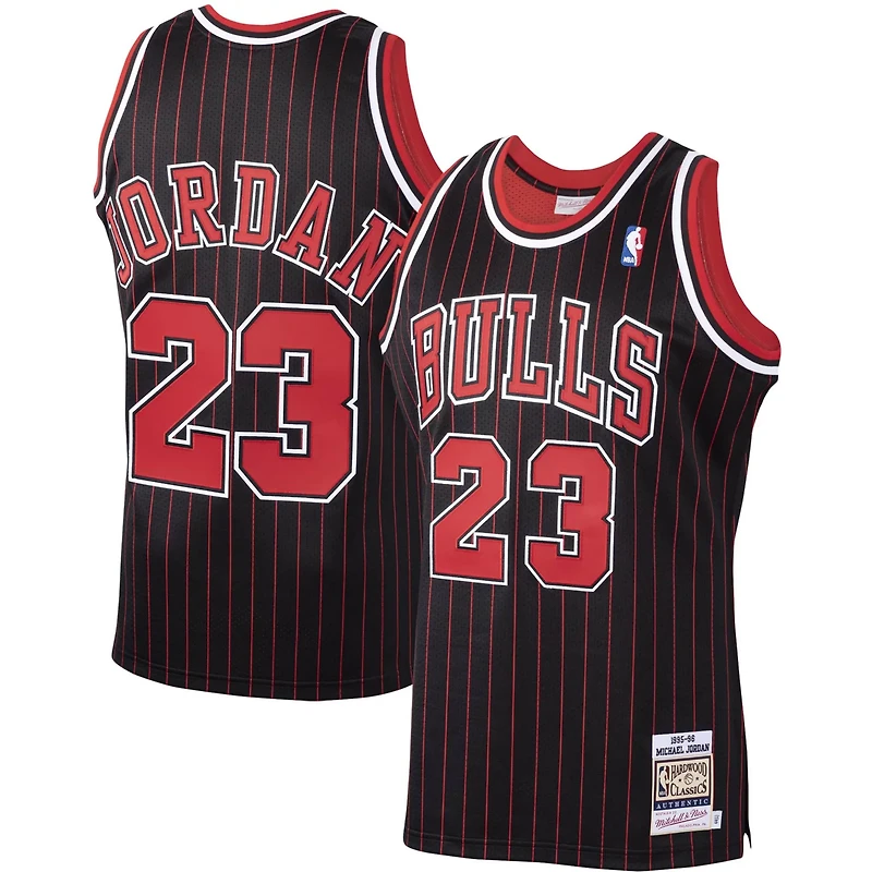 Mitchell  Ness Michael Jordan Chicago Bulls 1995/96 Hardwood Classics Authentic Jersey