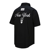 Mitchell  Ness New York Knicks Hardwood Classics Camp Shirt