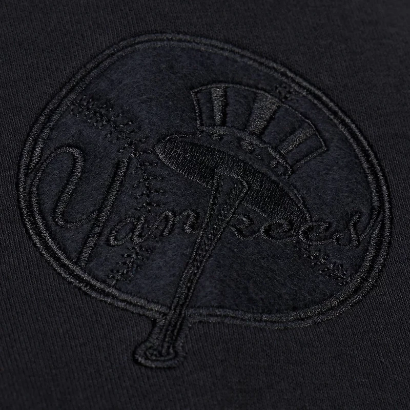 Mitchell  Ness New York Yankees Phantom Fleece Crewneck Sweatshirt