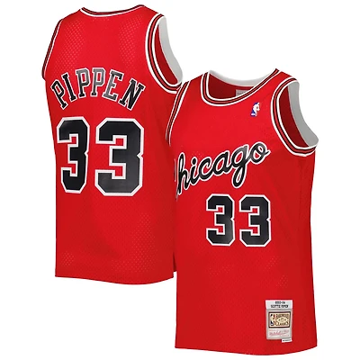 Mitchell  Ness Scottie Pippen Chicago Bulls Hardwood Classics 2003-04 Swingman Jersey