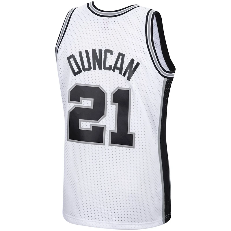 Mitchell Ness Tim Duncan San Antonio Spurs 1998 99 Hardwood Classics Swingman Jersey