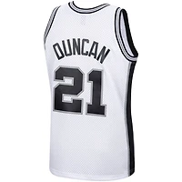 Mitchell  Ness Tim Duncan San Antonio Spurs 1998 99 Hardwood Classics Swingman Jersey