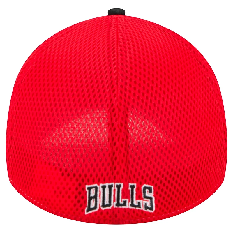 New Era Chicago Bulls Active Tech Neo Flex 39THIRTY Flex Hat