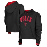 New Era Chicago Bulls Boxy Raw Edge Pullover Hoodie