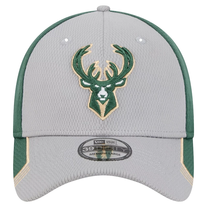 New Era Hunter Milwaukee Bucks Active Trim 39THIRTY Flex Hat