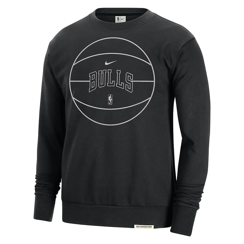 Nike Chicago Bulls 2023/24 Authentic Standard Issue Travel Performance Pullover Sweatshirt