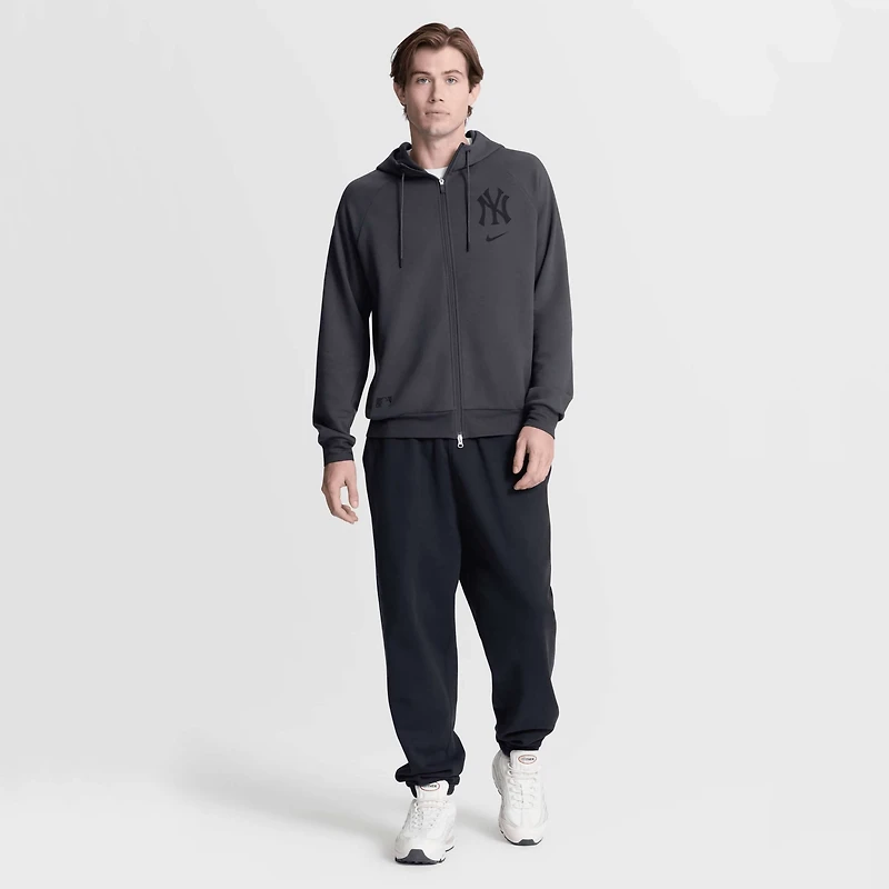 Nike New York Yankees Authentic Collection Player Raglan Dri-FIT Full-Zip Hoodie