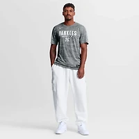 Nike New York Yankees Authentic Collection Velocity Dri-FIT T-Shirt