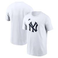 Nike New York Yankees Cooperstown Collection Logo T-Shirt