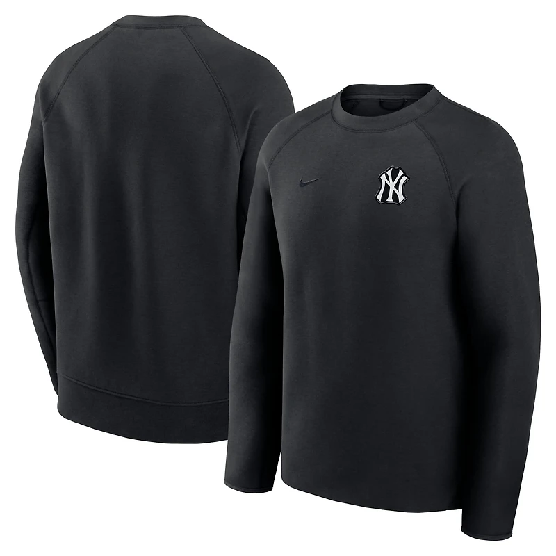 Nike New York Yankees Tech Fleece Raglan Sweatshirt