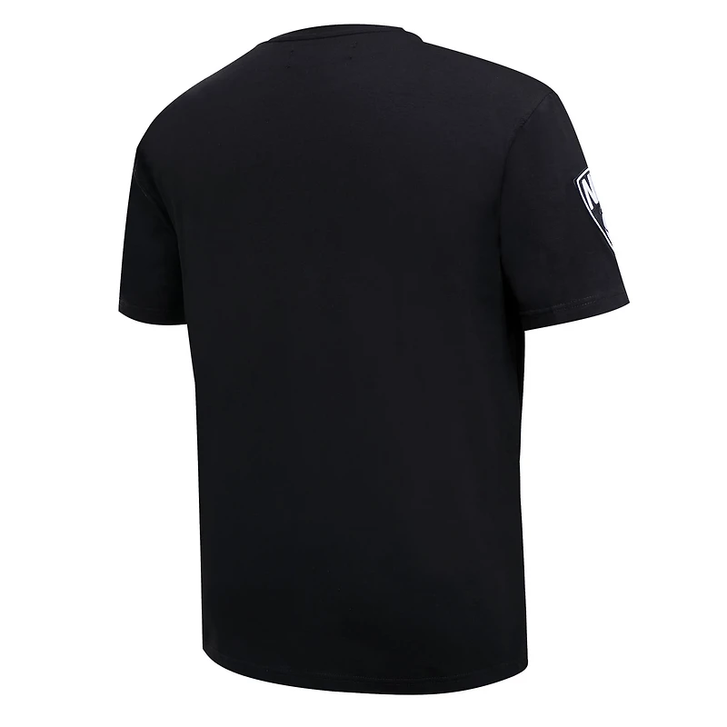 Pro Standard Brooklyn Nets Chenille T-Shirt