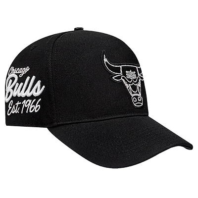 Pro Standard Chicago Bulls Paint the City Pinch Front Snapback Hat