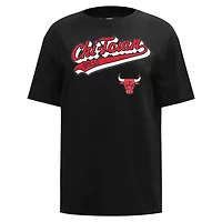 Pro Standard Chicago Bulls Script Boyfriend T-Shirt
