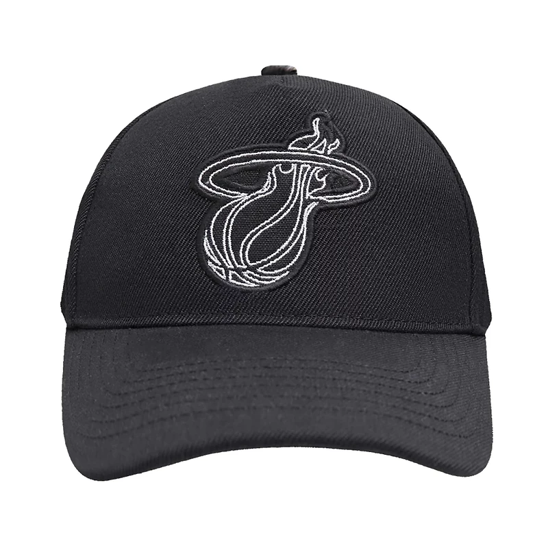 Pro Standard Miami Heat Paint the City Pinch Front Snapback Hat