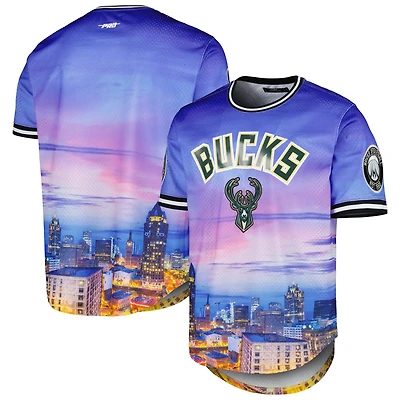 Pro Standard Milwaukee Bucks Cityscape Stacked Logo T-Shirt