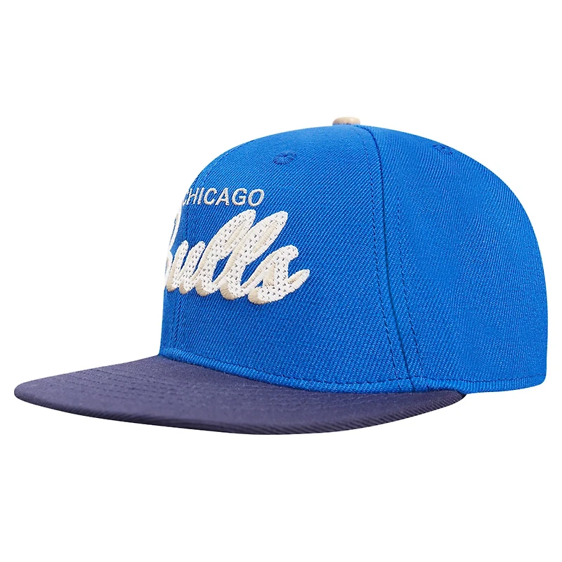 Pro Standard Navy Chicago Bulls Legacy Snapback Hat