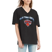 Tommy Jeans New York Knicks Ashley V-Neck T-Shirt