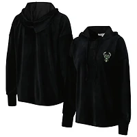 Touch Milwaukee Bucks End Line Velour Pullover Hoodie