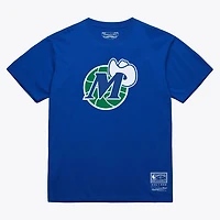 Unisex Mitchell  Ness Dallas Mavericks Hardwood Classics Arch T-Shirt