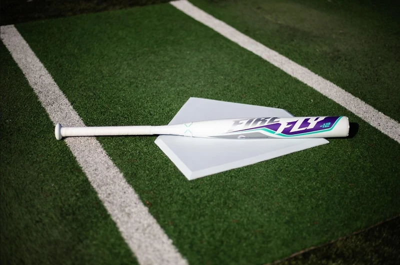 Easton Firefly Fastpitch Softball Bat -12