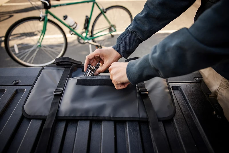 Bell Overhang 400 Half Tailgate Pad