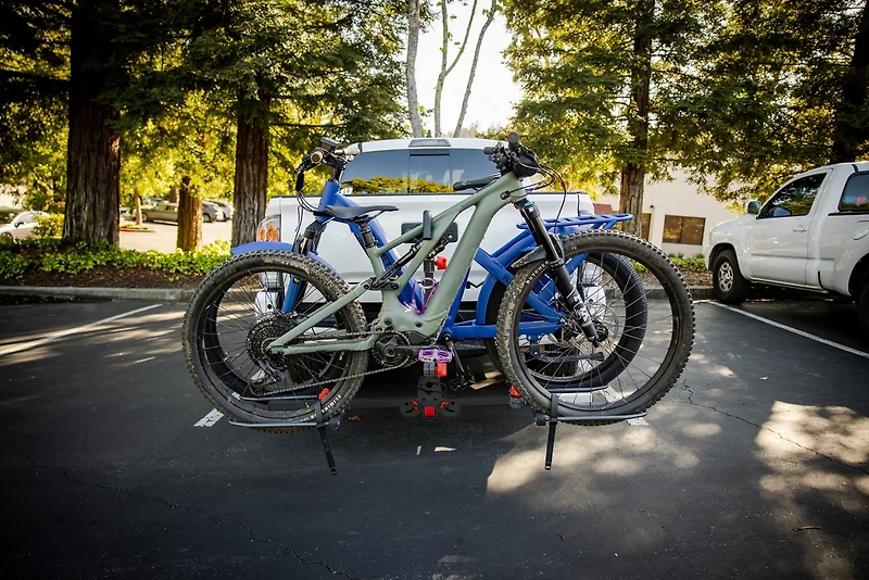 Bell RightUp 270 HD Hitch Rack