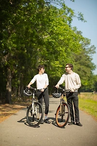 Ozone 500 Adults’ Descender 26 15-Speed Mountain Bike