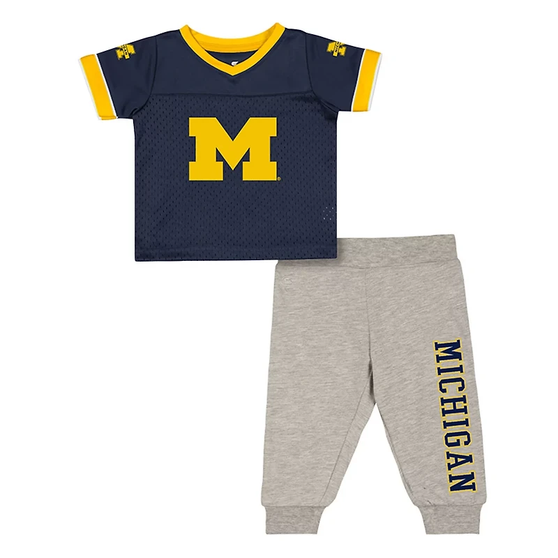 Infant Newborn Colosseum Michigan Wolverines Nothing But the Hits Two-Piece Football Set
