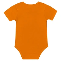 Newborn  Tennessee Volunteers Dynamic Duo Bodysuit Bib Cuffed Knit Hat Set