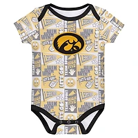 Newborn Iowa Hawkeyes Sunday Comics 3-Pack Bodysuit Set