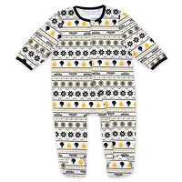 Newborn WEAR by Erin Andrews Boston Bruins Allover Print Full-Zip Sleeper  Bib Christmas Set