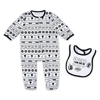 Newborn WEAR by Erin Andrews Los Angeles Kings Allover Print Full-Zip Sleeper  Bib Christmas Set