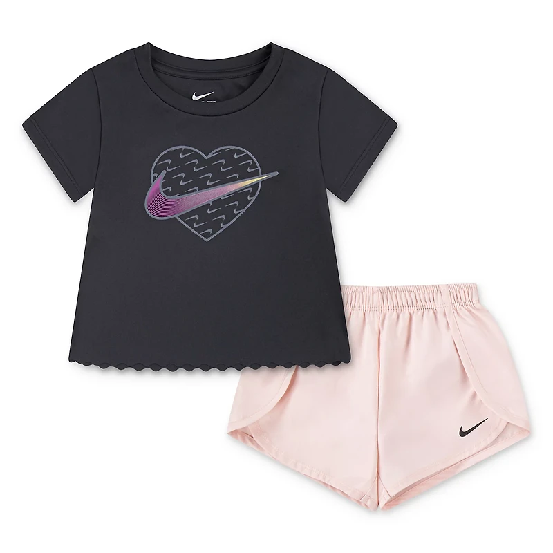 Nike Toddler Girls’ Swoosh Motion Sprinter Set