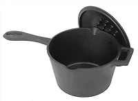 Bayou Classic 2.5 qt Saucepan with Self-Basting Lid