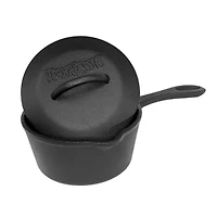 Bayou Classic 1 qt Covered Cast Iron Sauce Pot