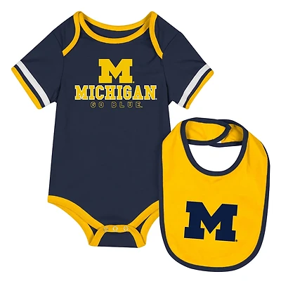 Newborn Infant Colosseum Michigan Wolverines Bodysuit Bib Set