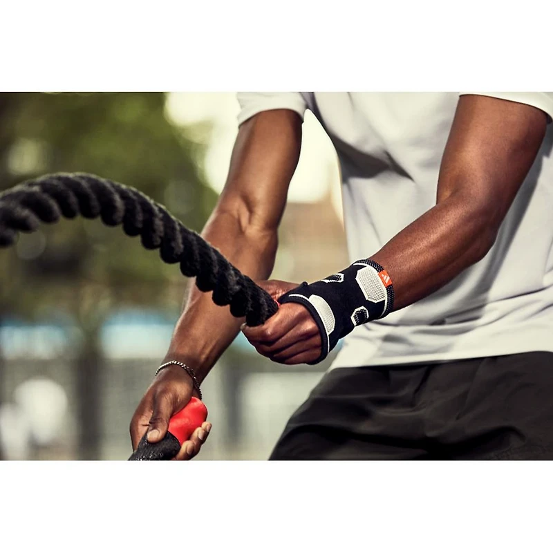 adidas Wrist Support