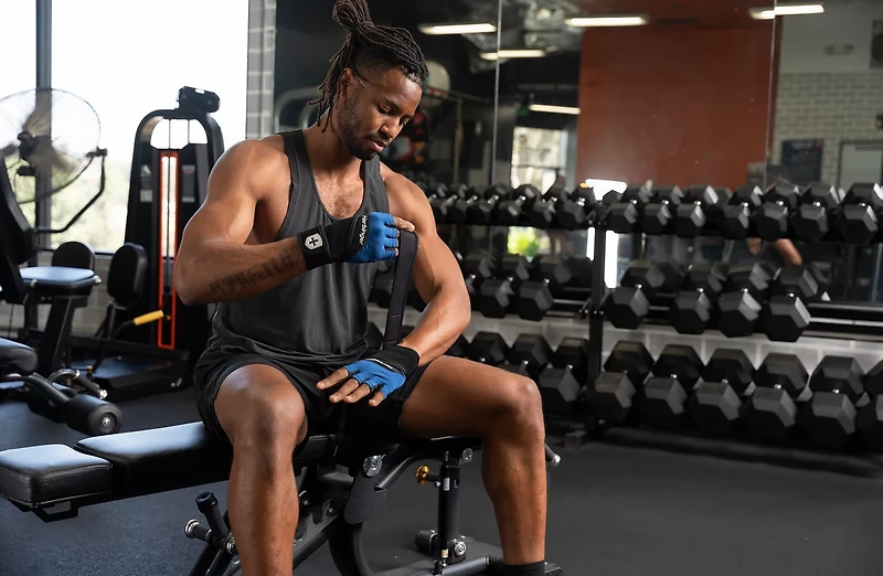 Harbinger Men's Training Grip Wristwrap 3.0 Gloves