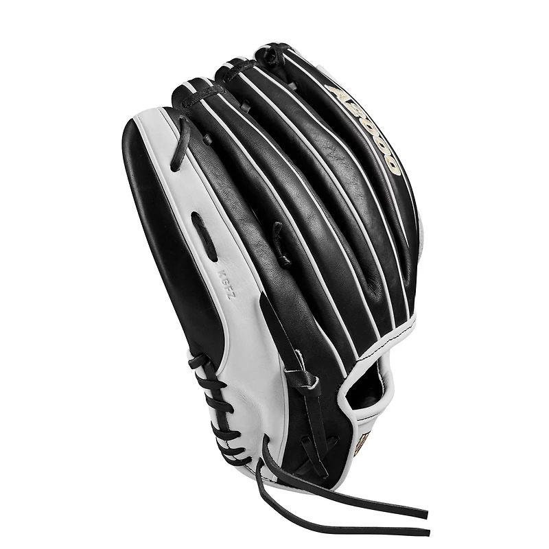 Wilson A2000 12 in Fastpitch Fielding Softball Glove