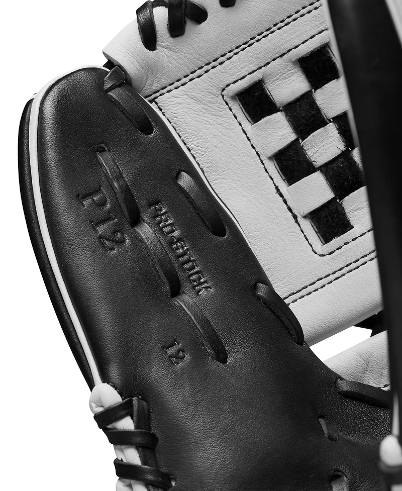 Wilson A2000 12 in Fastpitch Fielding Softball Glove