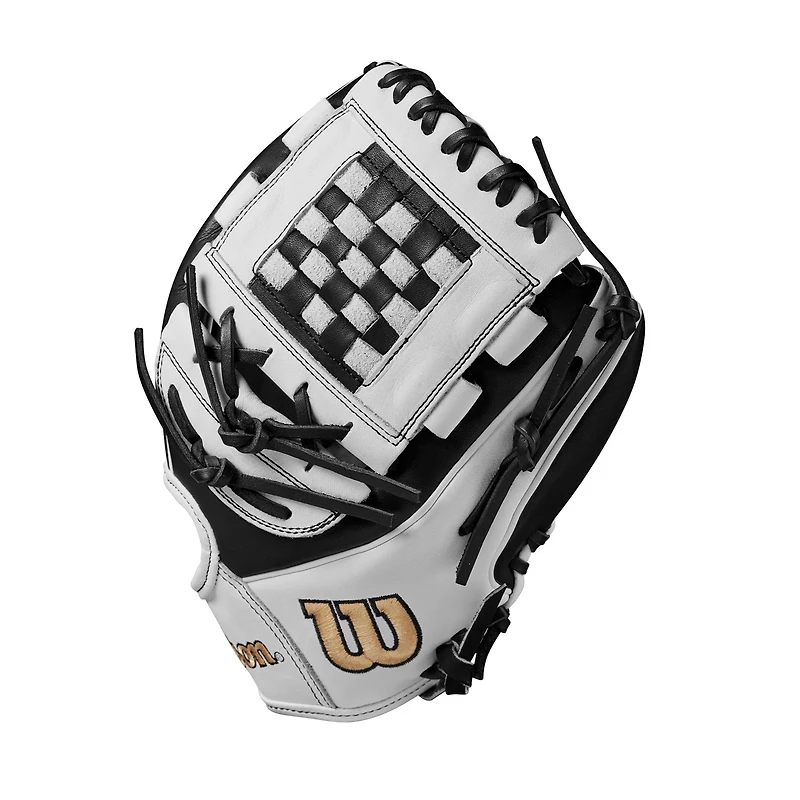 Wilson A2000 12 in Fastpitch Fielding Softball Glove