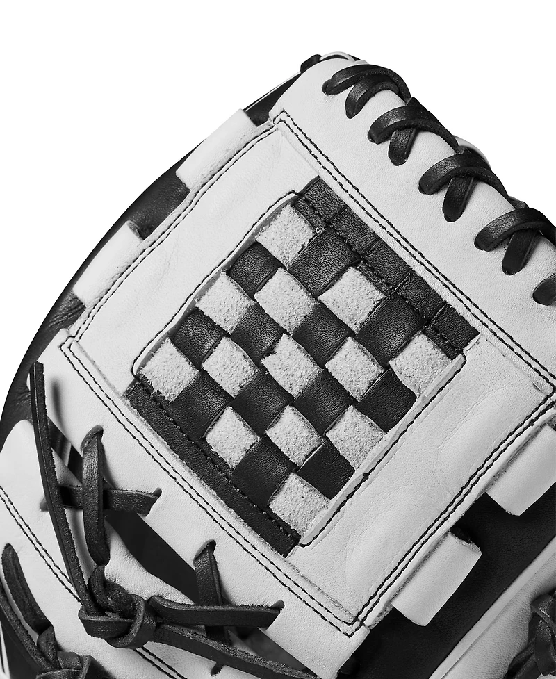 Wilson A2000 12 in Fastpitch Fielding Softball Glove