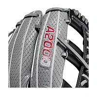 Wilson 11.75 in A2000 Fastpitch Infield Softball Glove