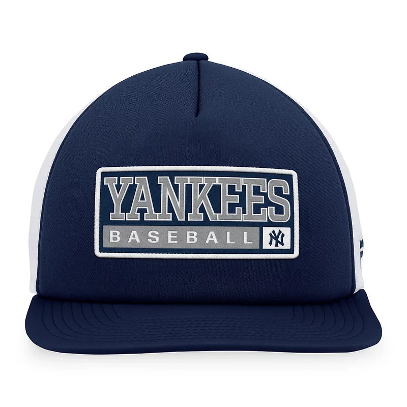 Majestic White New York Yankees Foam Trucker Snapback Hat