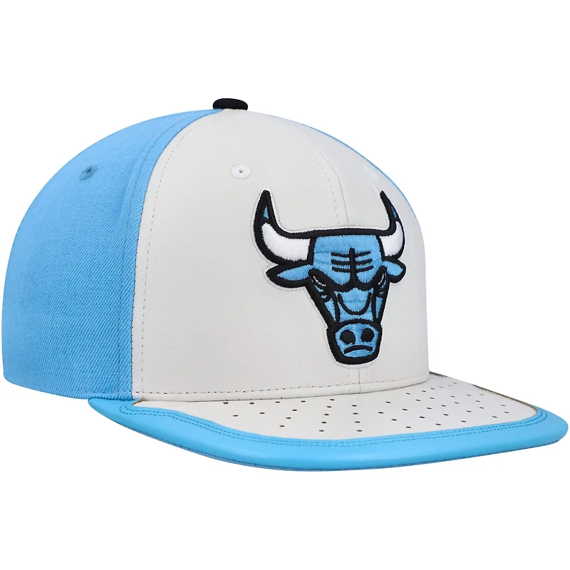 Mitchell  Ness /Light Blue Chicago Bulls Day One Snapback Hat