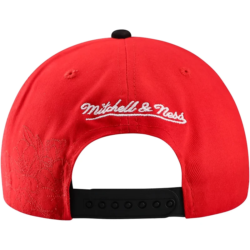 Mitchell  Ness Black Detroit Wings May Flowers Pro Crown Adjustable Hat
