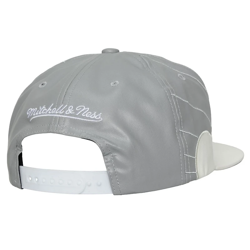 Mitchell  Ness Chicago Bulls Day 12 Two-Tone Faux Leather Snapback Hat