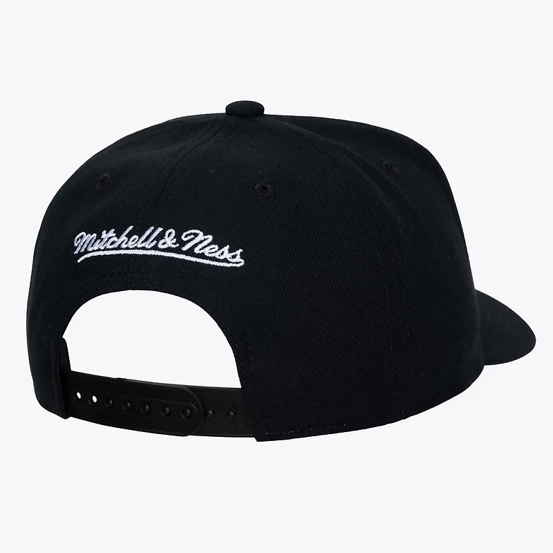 Mitchell Ness Chicago Bulls Hardwood Classics Legendary Away Pro-Pinch Adjustable Hat